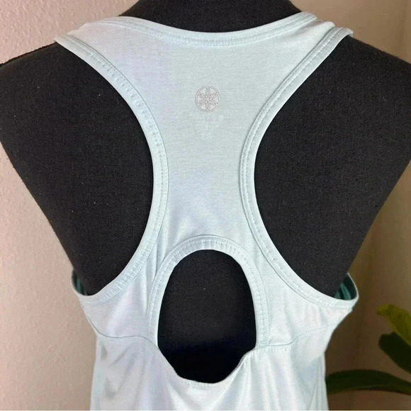 GAIMA Women’s Racer-Back Tank Top in Sea-foam Green Size Medium - Picture 4 of 13